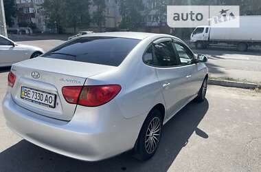 Седан Hyundai Elantra 2008 в Николаеве