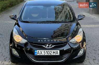 Седан Hyundai Elantra 2012 в 