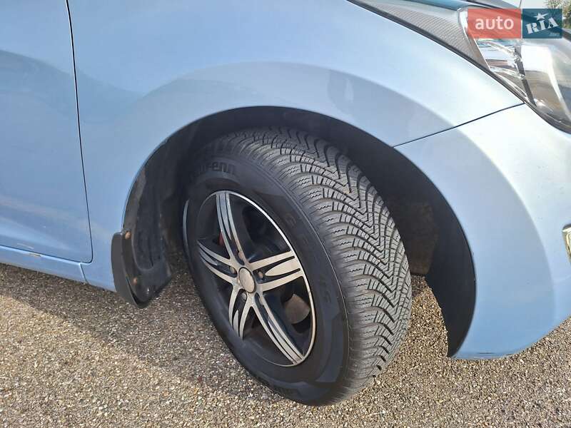 Седан Hyundai Elantra 2011 в Херсоне