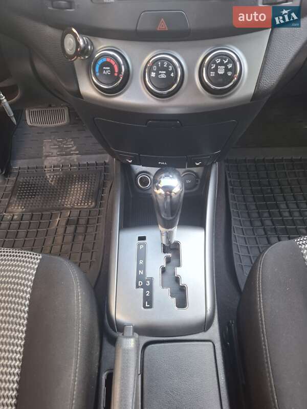 Седан Hyundai Elantra 2010 в Одессе