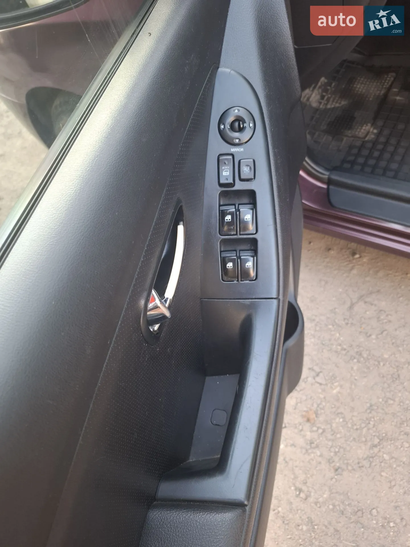 2010 Hyundai Elantra - мініатюра 7