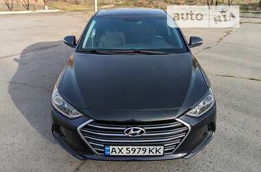 Седан Hyundai Elantra 2017 в Харькове