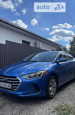 Седан Hyundai Elantra 2015 в Кропивницькому