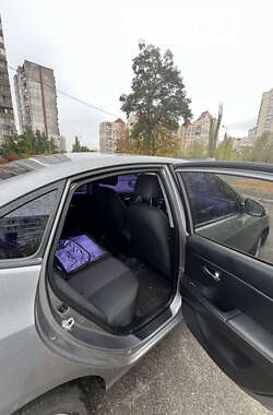 Седан Hyundai Elantra 2011 в Киеве