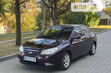 Седан Hyundai Elantra 2008 в Звягеле