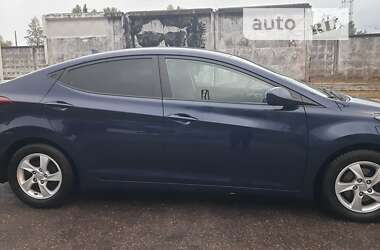 Седан Hyundai Elantra 2014 в Києві