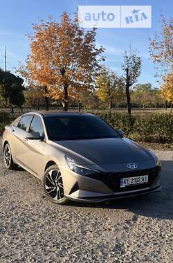 Седан Hyundai Elantra 2021 в Кривом Роге