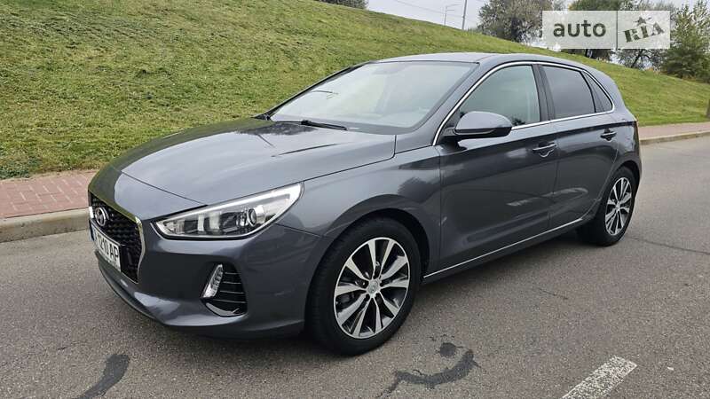 Хетчбек Hyundai Elantra 2018 в Києві