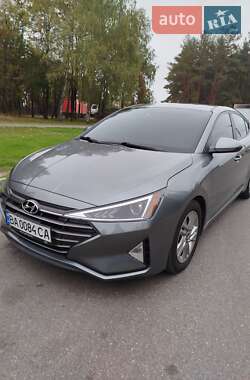 Седан Hyundai Elantra 2018 в Кропивницком