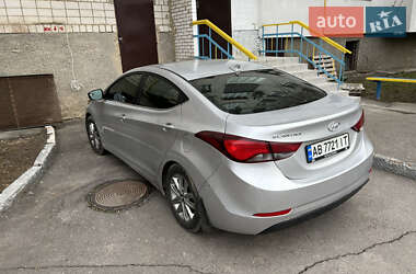 Седан Hyundai Elantra 2014 в Виннице