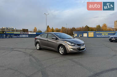 Седан Hyundai Elantra 2013 в Києві