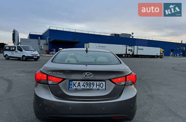 Седан Hyundai Elantra 2013 в Києві