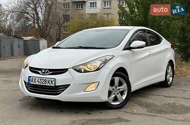 Седан Hyundai Elantra 2013 в Харкові