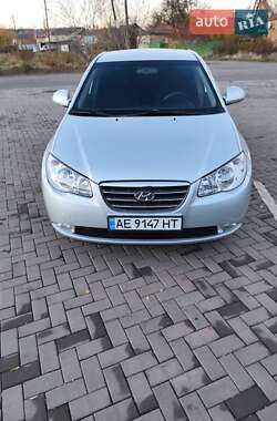 Седан Hyundai Elantra 2008 в Кривом Роге