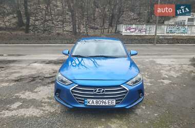 Седан Hyundai Elantra 2016 в Києві