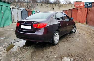 Седан Hyundai Elantra 2008 в Днепре