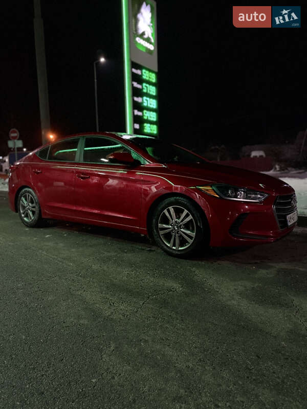 Hyundai Elantra 2016