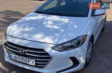 Седан Hyundai Elantra 2018 в 