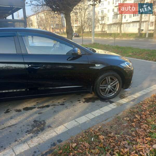 Седан Hyundai Elantra 2017 в Калуші фото 12 Седан Hyundai Elantra 2017 в Калуші