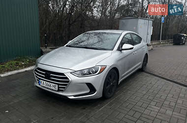 Седан Hyundai Elantra 2017 в Киеве