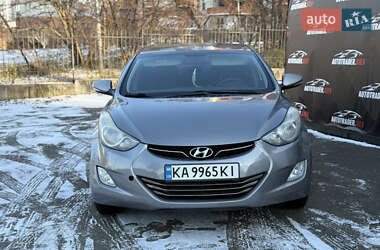 Седан Hyundai Elantra 2012 в Києві