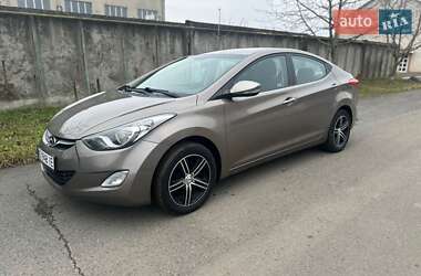 Седан Hyundai Elantra 2011 в Мукачевому