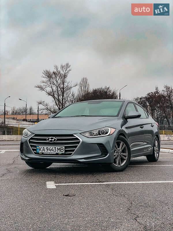 Hyundai Elantra 2016