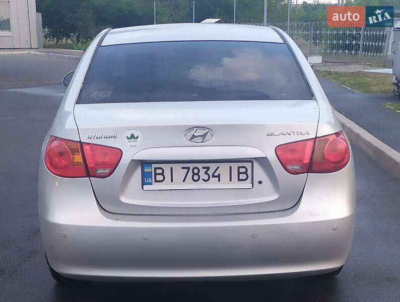 Седан Hyundai Elantra 2007 в Днепре