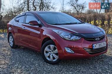 Седан Hyundai Elantra 2011 в Рожнове