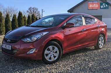 Седан Hyundai Elantra 2011 в Рожнове