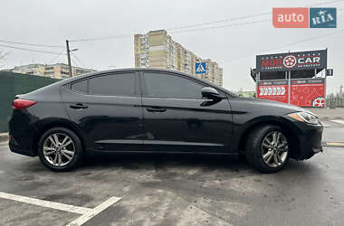 Седан Hyundai Elantra 2017 в Києві