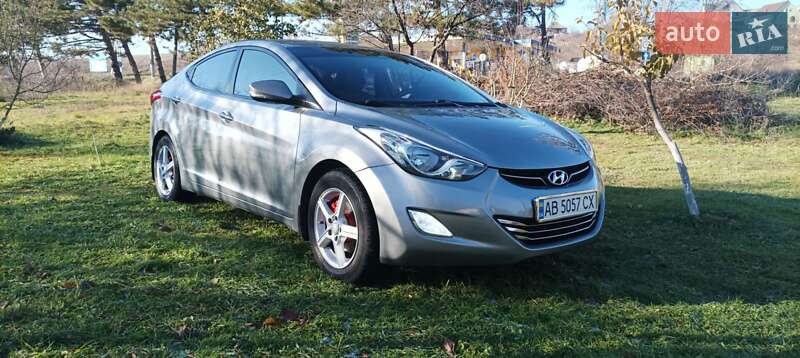 Седан Hyundai Elantra 2011 в Ямполі
