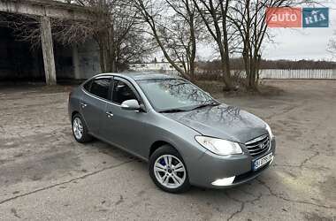 Седан Hyundai Elantra 2010 в Лубнах