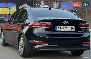 Седан Hyundai Elantra 2016 в Києві