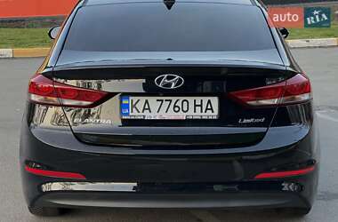 Седан Hyundai Elantra 2016 в Києві