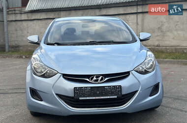 Седан Hyundai Elantra 2013 в Киеве