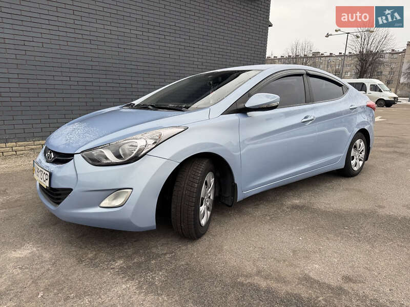 Седан Hyundai Elantra 2012 в Харкові