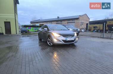 Седан Hyundai Elantra 2015 в Богородчанах