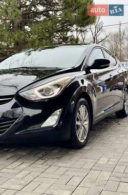 Седан Hyundai Elantra 2014 в Днепре