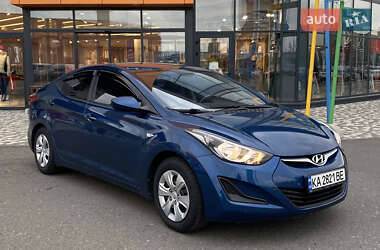 Седан Hyundai Elantra 2015 в Києві