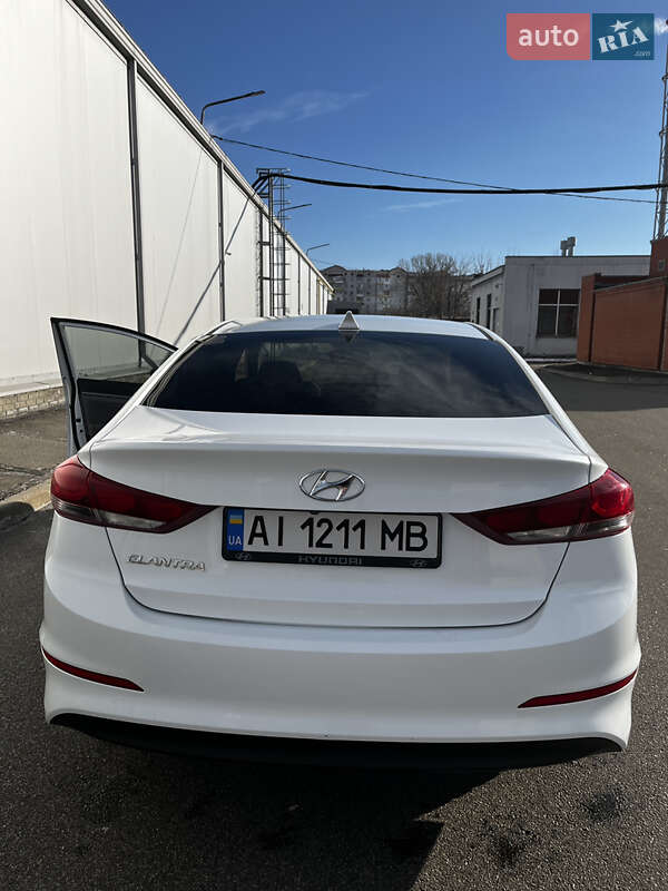 Седан Hyundai Elantra 2017 в Борисполе
