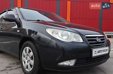 Седан Hyundai Elantra 2008 в Києві