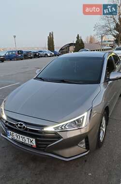 Седан Hyundai Elantra 2020 в Дніпрі