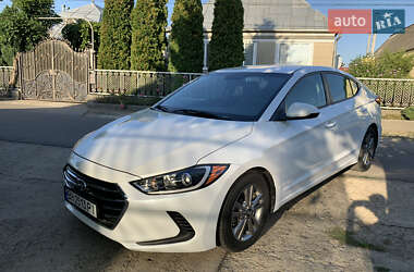 Седан Hyundai Elantra 2016 в Черноморске