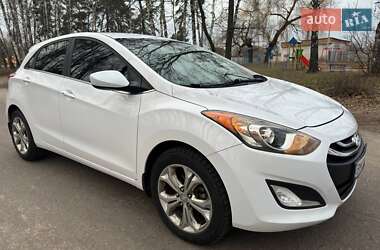 Хетчбек Hyundai Elantra 2013 в Охтирці