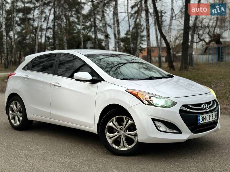 Хетчбек Hyundai Elantra 2013 в Охтирці