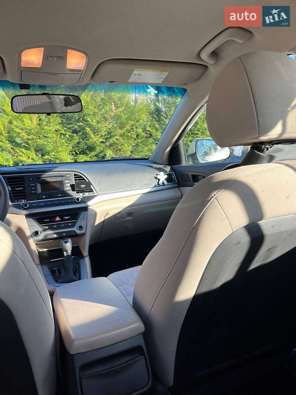 Седан Hyundai Elantra 2016 в Ужгороде фото 8 Седан Hyundai Elantra 2016 в Ужгороде