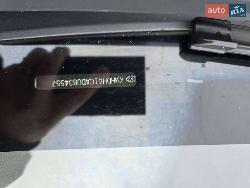 Седан Hyundai Elantra 2013 в Киеве