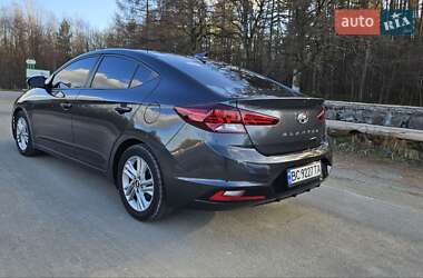 Седан Hyundai Elantra 2020 в Самборе