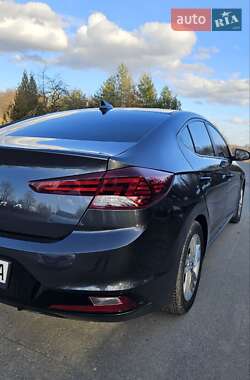 Седан Hyundai Elantra 2020 в Самборе